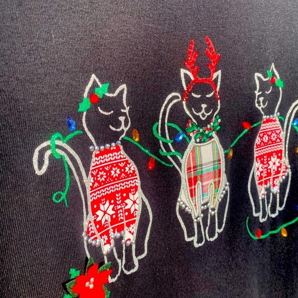 NEW WOMEN’S CHRISTMAS CAT TOP IN LARGE FROM MACY’S IN BLACK - Picture 4 of 4
